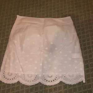 White flowy zaful skirt